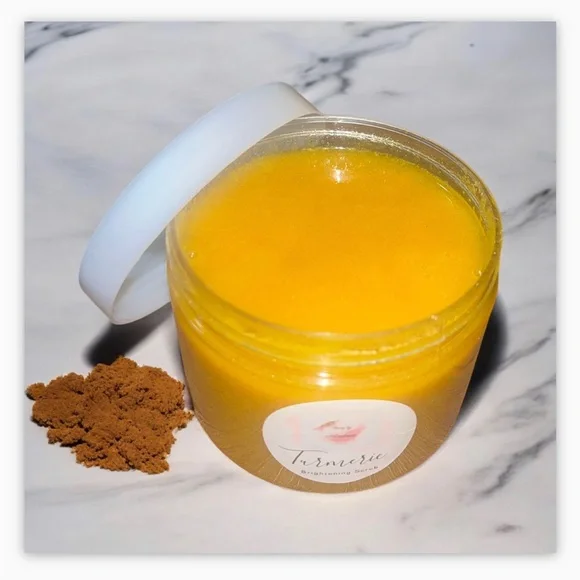 Brightening face scrub - Picture 1 of 7